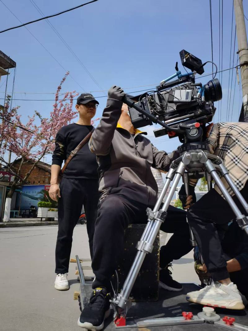 竹溪县广告片拍摄：快消品牌爆款之选，网感内容适配社媒传播！